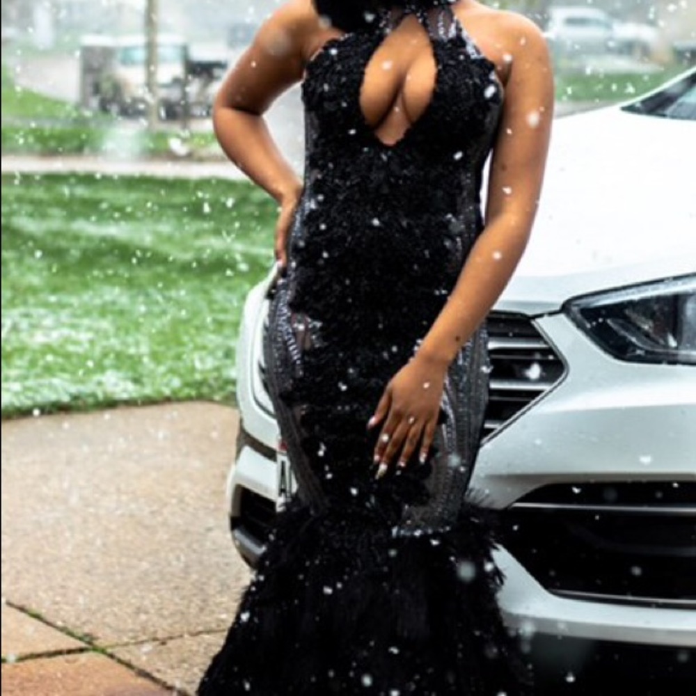 Prom Dress - Picture 3 of 6